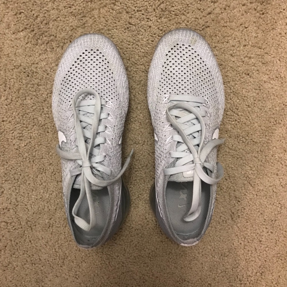 Nike Air Vapormax Flyknit size 6.0